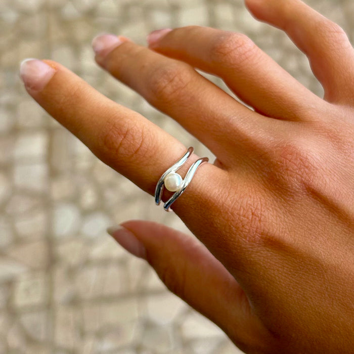 Pearl Flow Ring  Silver