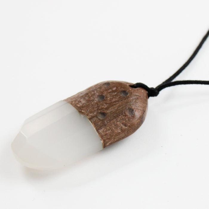 Geode inspired pendant necklace close up detail