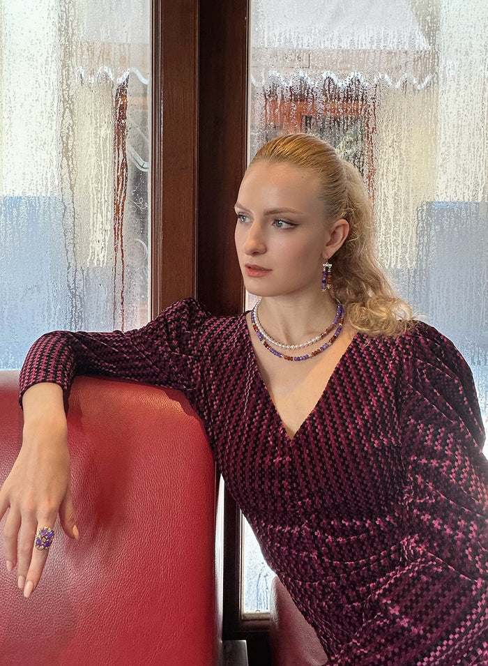 Introducing our exquisite Amethyst and Zircon Ring, model KR006 – a mesmerizing blend of elegance and charm.