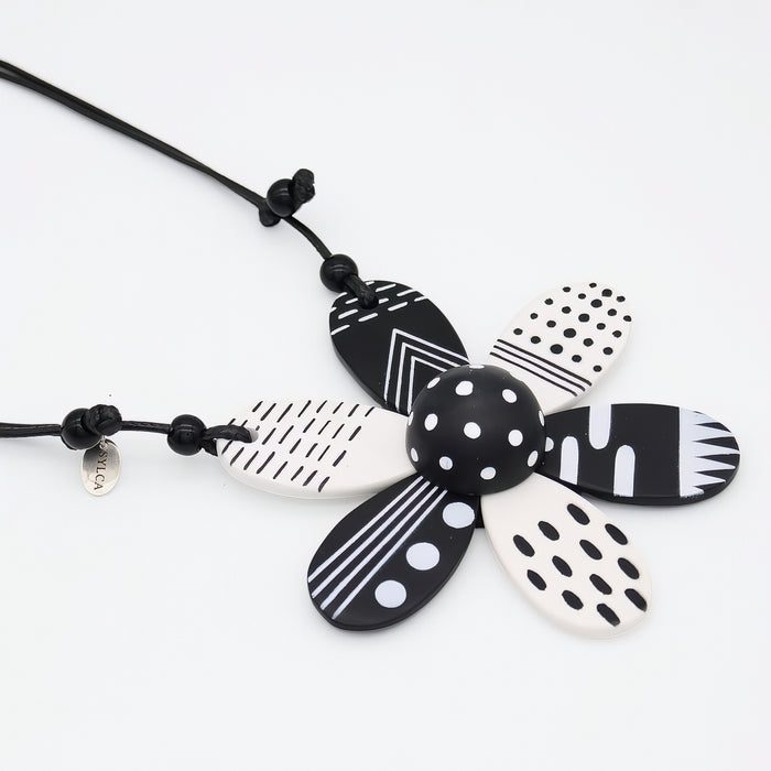 Black and White Garden Flower Pendant Necklace