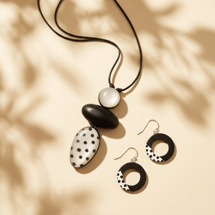 Black Inez Earrings