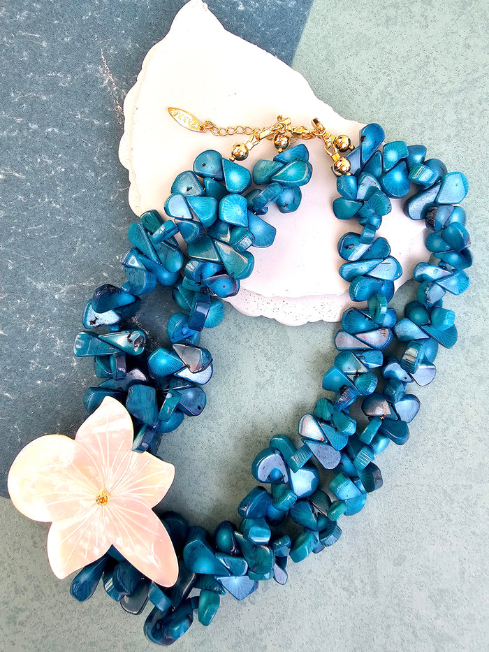 Blue Bamboo Coral With Flower Giant Shell Statement Necklace QN028
