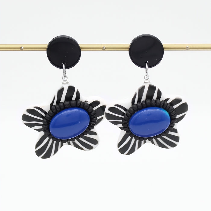 Blue Blossom Daisy Earrings