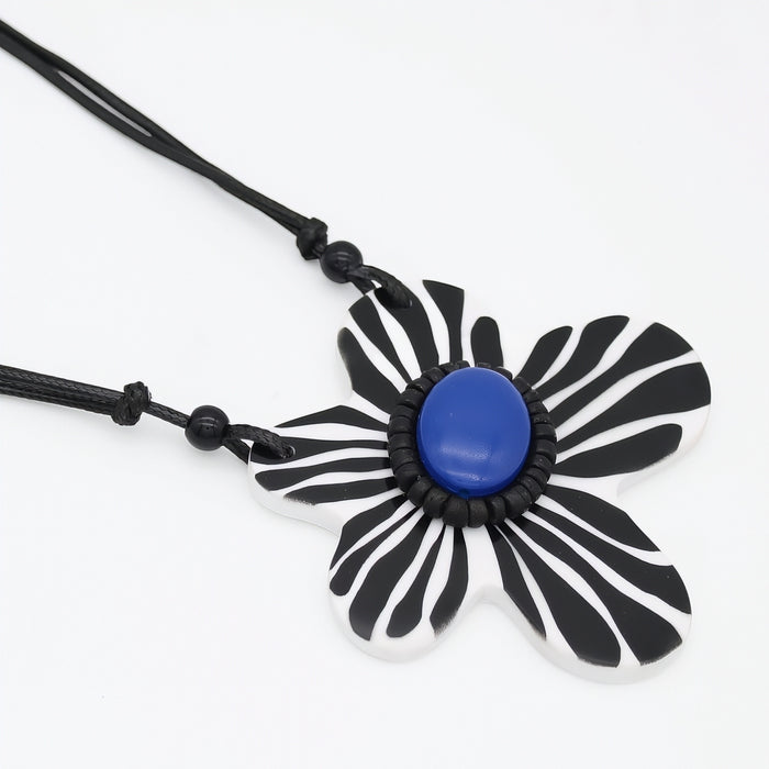 Blue Bumble Blossom Daisy Pendant