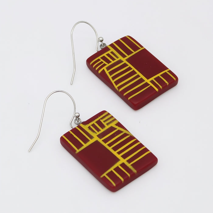 Burgundy Geovibe Drop Earring