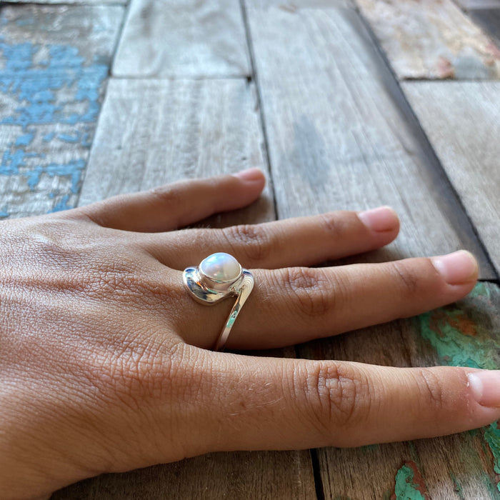 Pearl ring set in silver