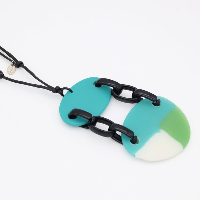 Coastal Cora Link Pendant Necklace