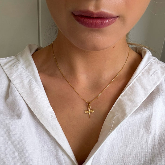 Dainty Dragonfly Pendant Gold | Animal Pendant