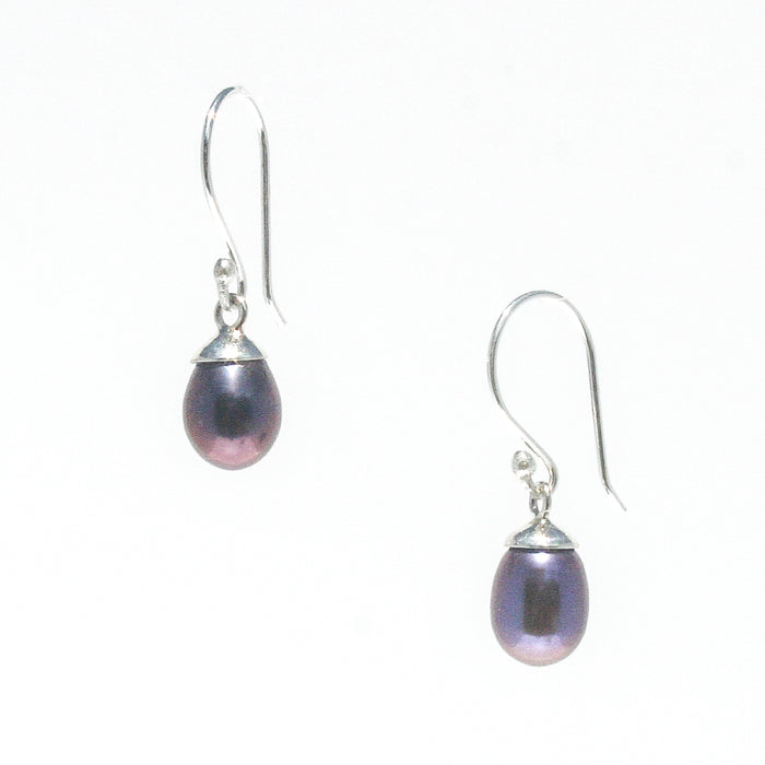 black pearl earrings
