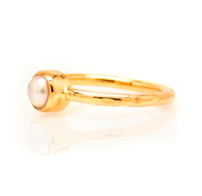 Dainty Glow Pearl Ring Rose Gold