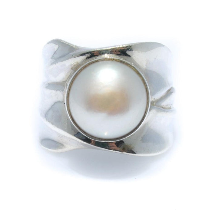 ladies pearl ring