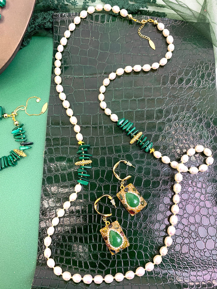 Freshwater Pearls With Malachite Sticks Multi-Way Necklace HN030 - FARRA