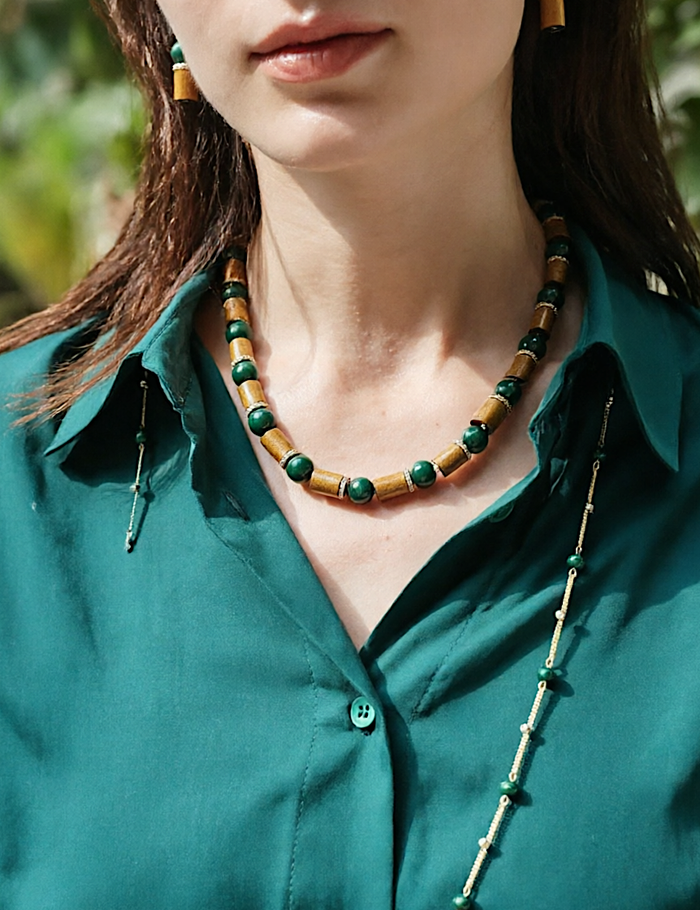 Golden Coral With Green Malachite Necklace NN037