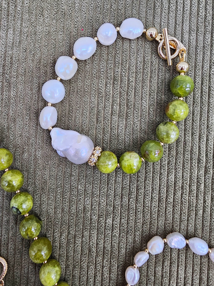 Green Opal With Freshwater Baroque Pearl Bracelet SB016