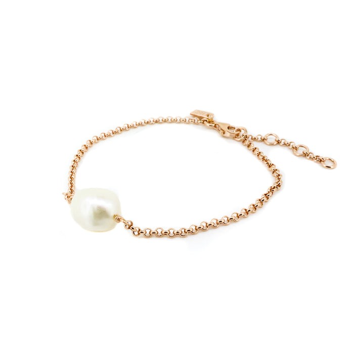 Rose gold vermeil keshi pearl bracelet on wrist with 12mm freshwater pearl Broome Australian jewellery