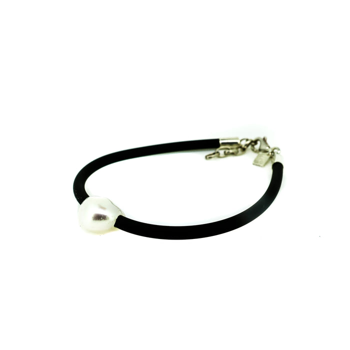 keshi pearl neoprene bracelet from Lush Designs Broome