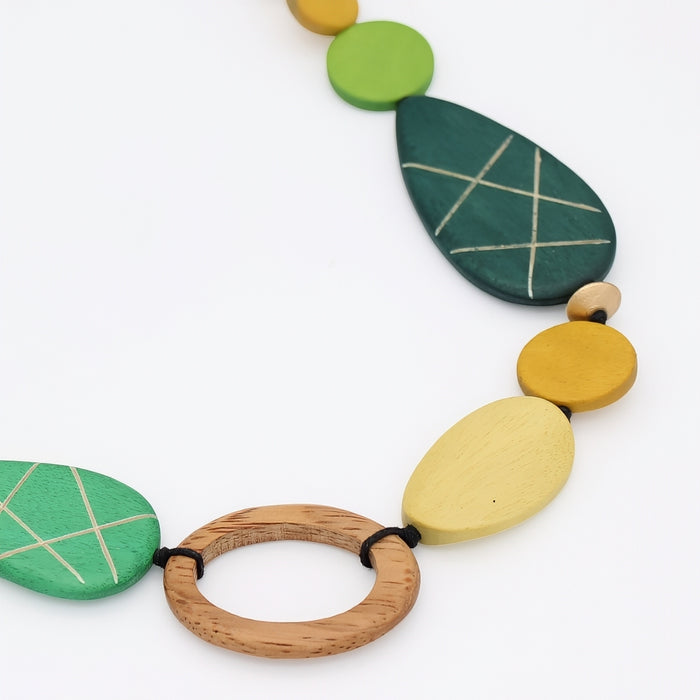 Laken Carved Wood Link Necklace
