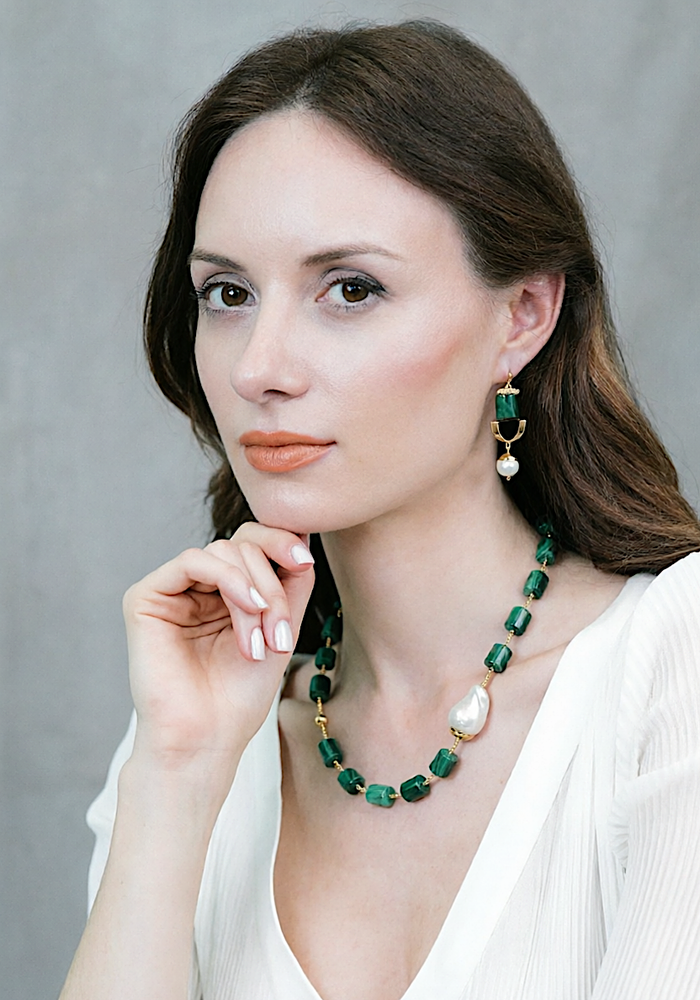 Malachite With Baroque Pearl Necklace AN037