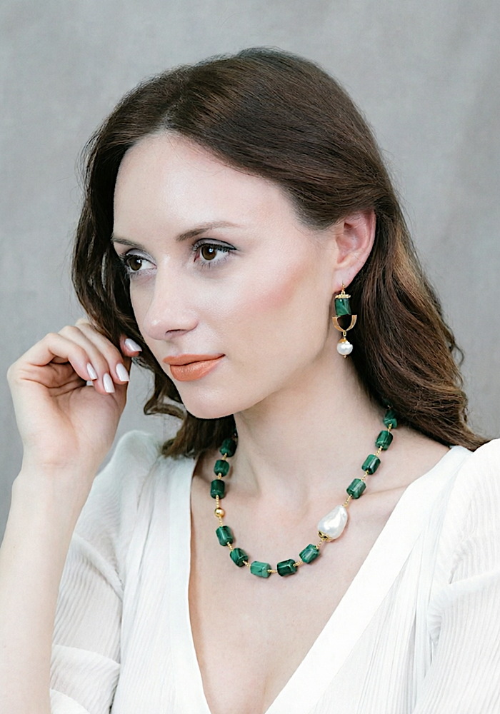Malachite With Baroque Pearl Necklace AN037
