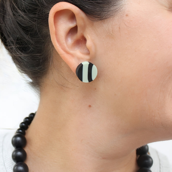 Mint and Black Striped Post