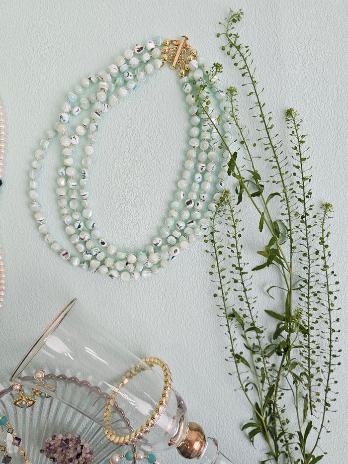 Multi-layers Green Shell Necklace RN006