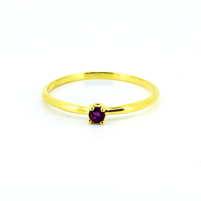 dainty gold ring with amethyst gemstone