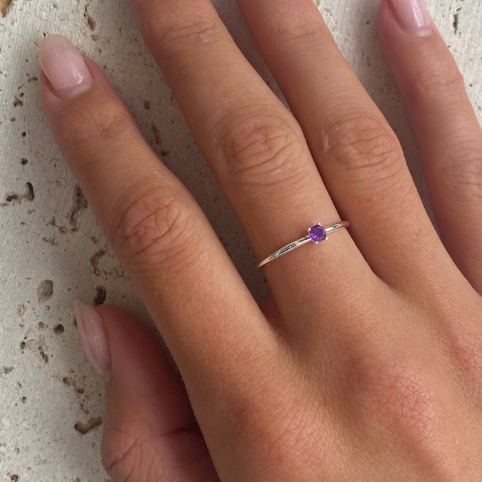Ocean Bloom Dainty Amethyst Ring Silver
