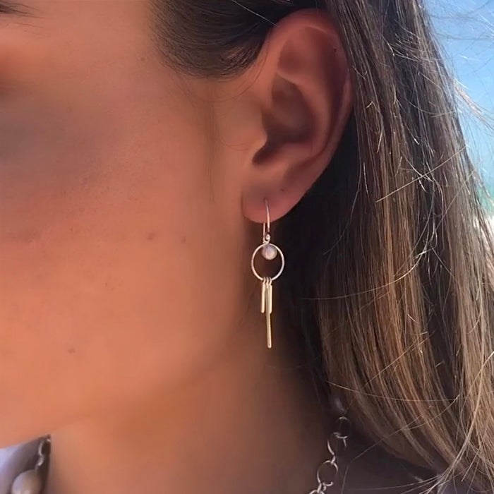 ocean dance pearl earrings