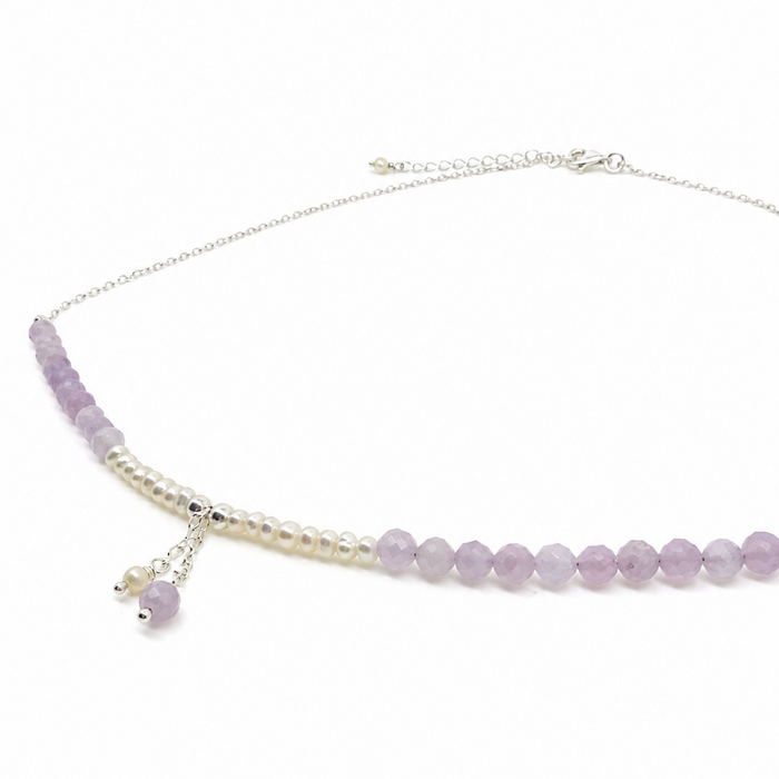 Dainty necklace with Kunzite gemstones and pearls