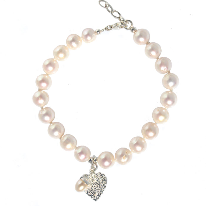 pearl bracelet