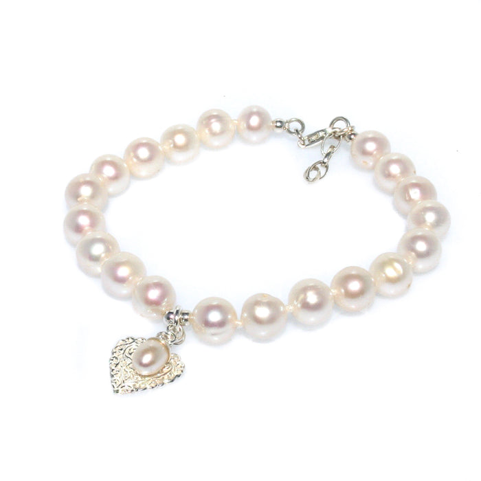 pearl bracelet