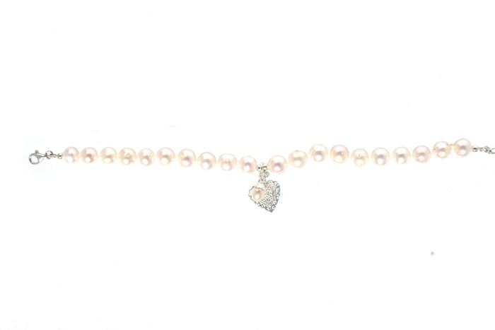 pearl bracelet