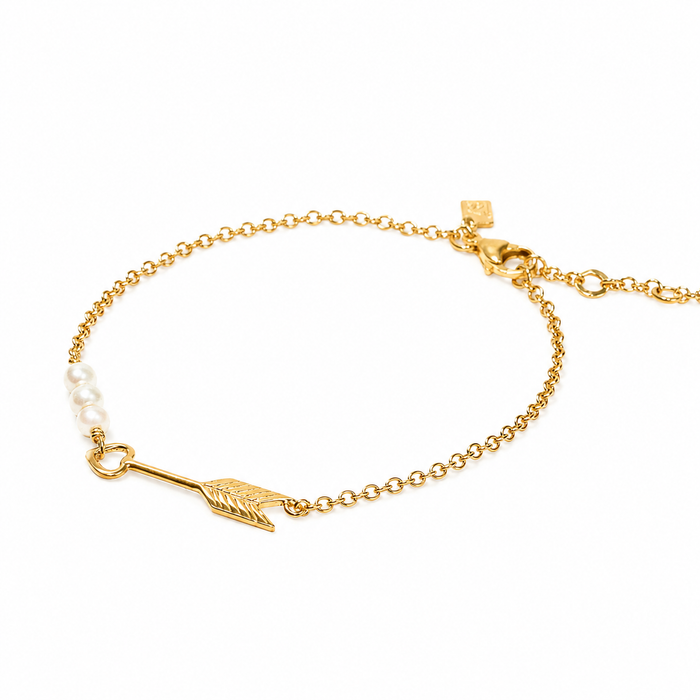 Gold vermeil freshwater pearl arrow bracelet in 925 sterling silver designed in Broome Western Australia