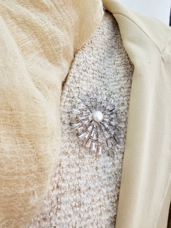 Pearl With Zircon Firework Shaped Brooch QP001