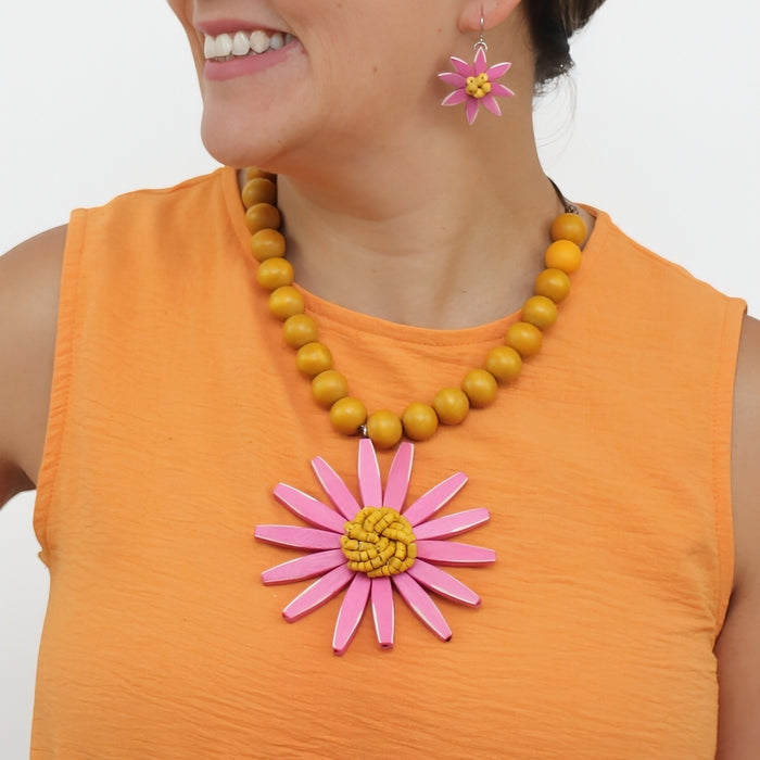 Pink and Yellow Sunbeam Flower Necklace