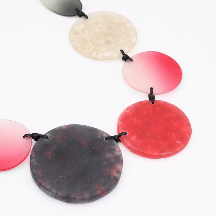 Red Shimmer Brooke Necklace