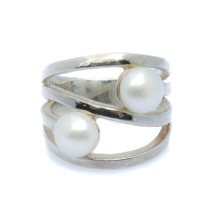 Sandy Shores Pearl Silver Ring