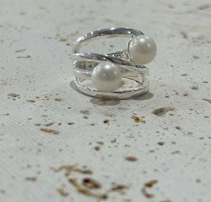 Sandy Shores Pearl Silver Ring