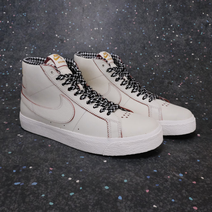 Nike SB Zoom Blazer Mid - Sail/Dark Beetroot-White