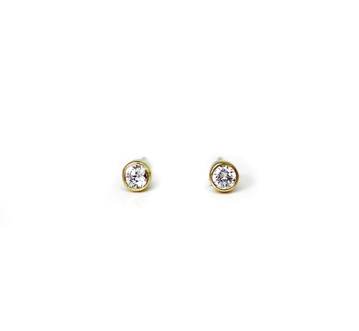 dainty cubic zirconia studs