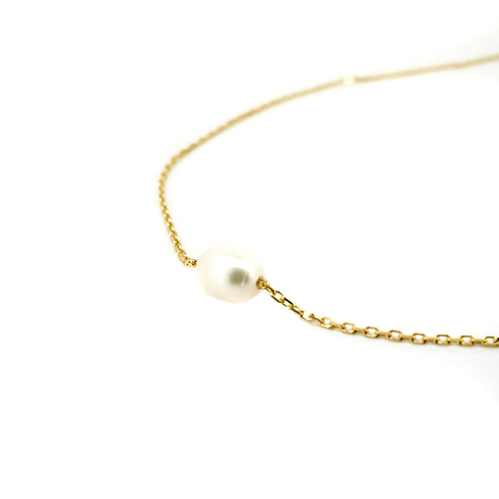 “Seaside Glow freshwater pearl gold vermeil necklace designed in Broome Western Australia”