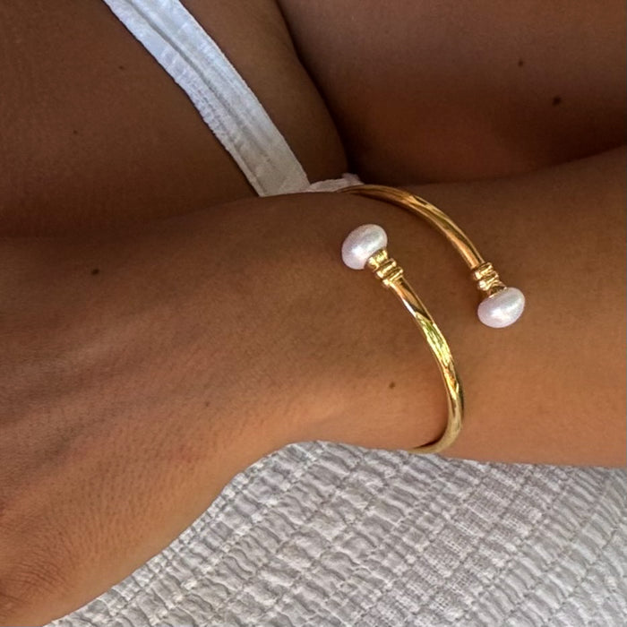Spiral Pearl Cuff Bracelet Gold