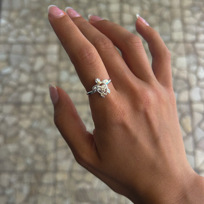 sterling silver ring designed in a turtle
