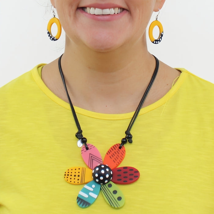 Vibrant Garden Flower Pendant Necklace
